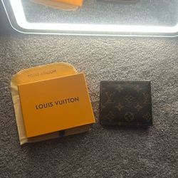 Authentic Luis Vuitton Wallet 