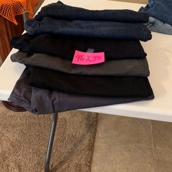 Mens Levy’s Pants & Old Navy Pants  