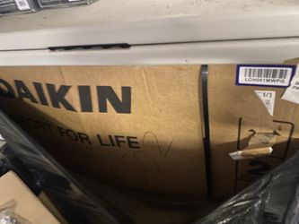 10 Ton Daikin AC Works Great, Extra New Condenser In Box