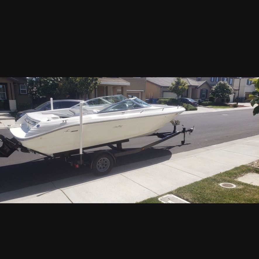 1995 Sea Ray Signature 200