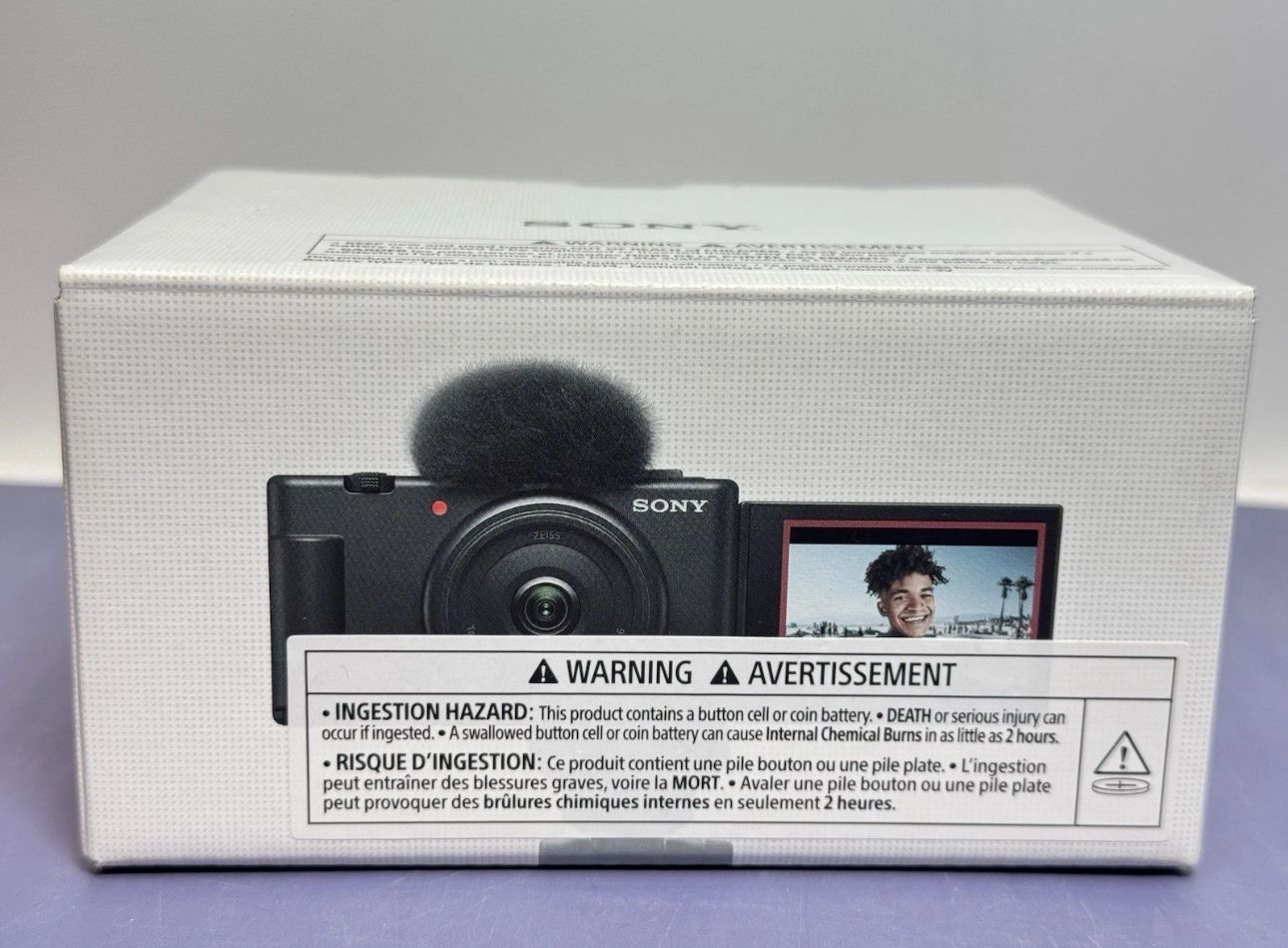 Sony ZV-1F vlog camera floor model