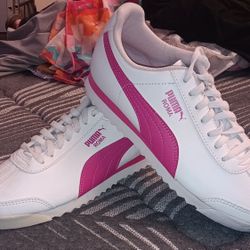 Girls Puma Shoes