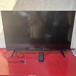 Vizio Flat Screen TV w/ Remote – Works Good 