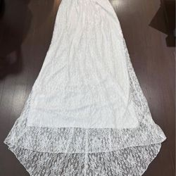 Women's long dress. Size M, but fits like S (White)