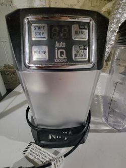 Ninja Nutri Auto iQ Blender w/ Extra Cups
