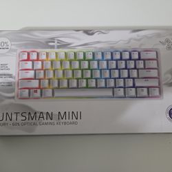 Razer Huntsman Mini (Purple Clicky Switch)