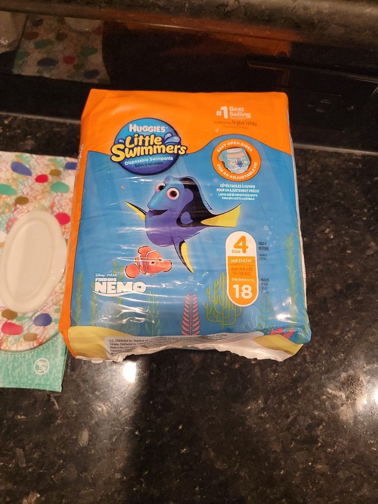 Huggies Disposal Swimpants Sz4 w/Wipes