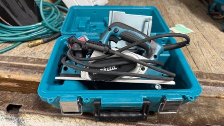 Makita Planer KP0800