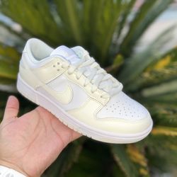 Nile Dunk White Sail