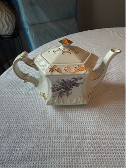 #6 Ellgreave Wood and Sons vintage teapot