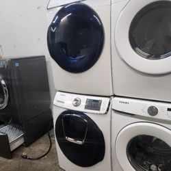 SAMSUNG SET STEAM WASHER AND ELECTRIC DRYER 