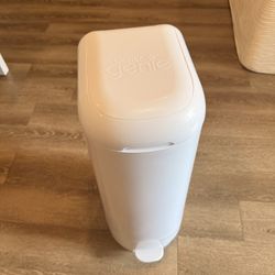 Diaper Genie 