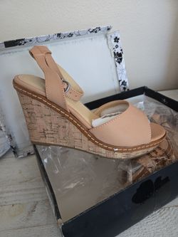 Tan Wedge Heel CL By Laundry 7.5