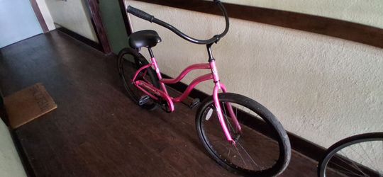 Pink Beach Cruiser Bicycle Woman's Bike