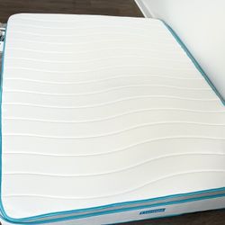 FREE Queen Size Mattress – Clean – Pickup 12/28 or 12/29-Pending pickup (deposit received)