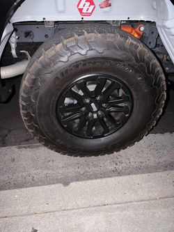 2024 Ford Raptor tires and rims