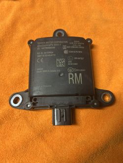 2019-2020 LEXUS RC300 RC350 BLIND SPOT MONITOR SENSOR USED OEM 88162–24031