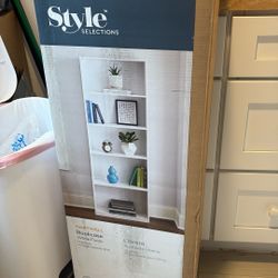 WHITE BOOKCASE. $40