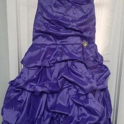 Quince/Formal Dress Purple Size  18