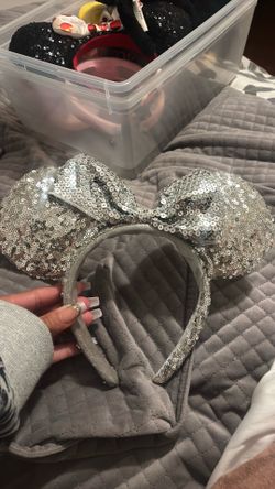 Minnie mouse ears
