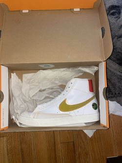 Nike Blazer Mid 77 Raygun