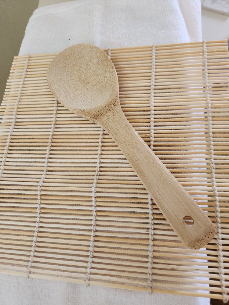 Sushi Roll Mat and Paddle
