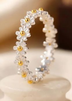 Silver Floral Ring