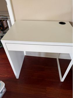 Furniture Desk with Chair