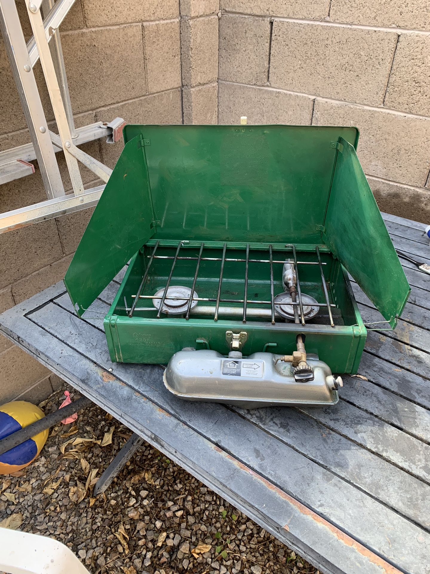 Coleman Liquid Fuel Stove