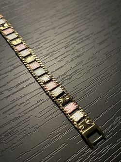 Tri-Color Gold Laminated Link Bracelet
