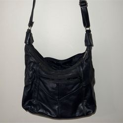 accessories genuine leather black purse, has a small mark on leather see pic