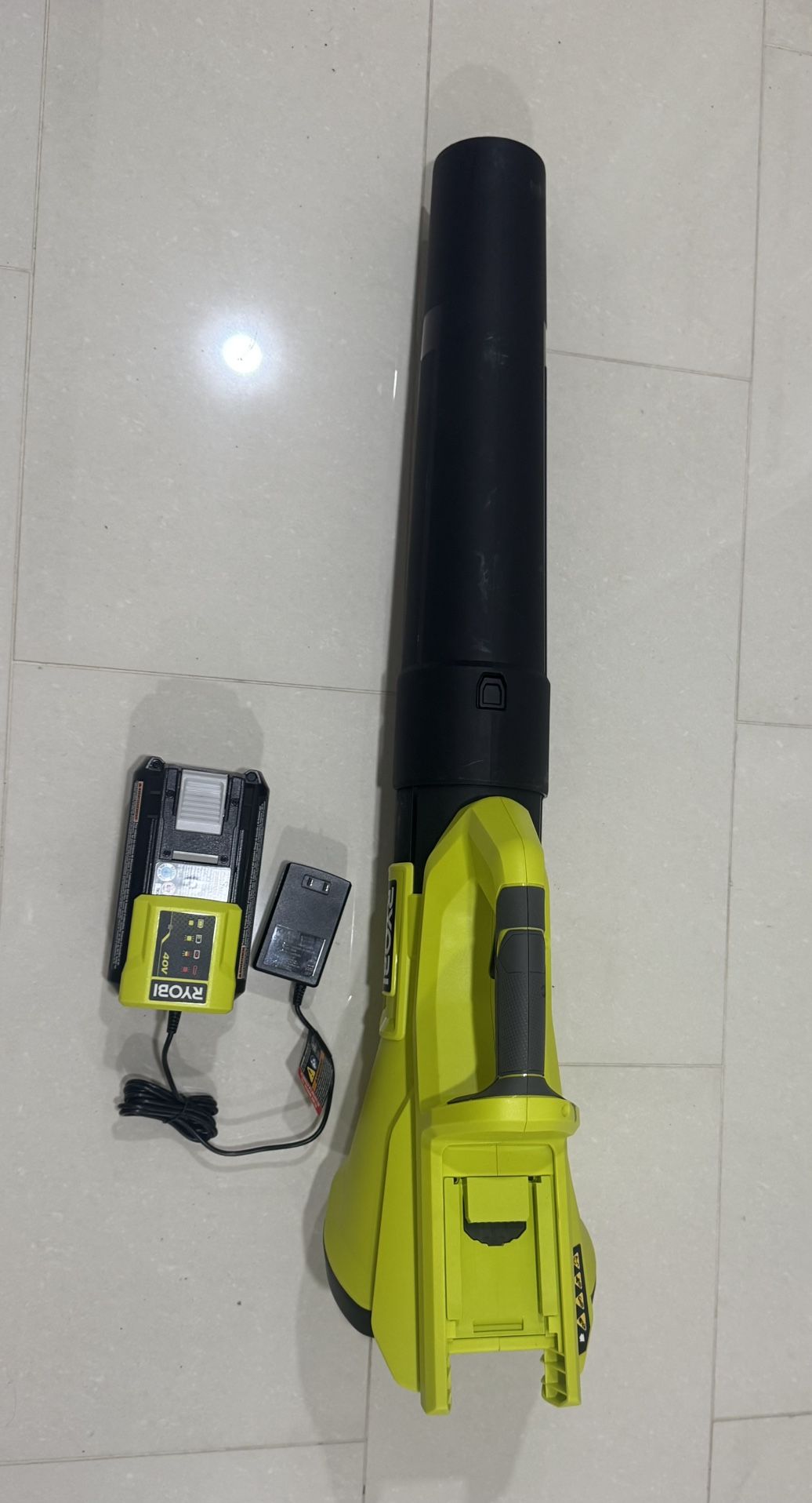 Ryobi 40V Leaf Blower With Battery And Charger