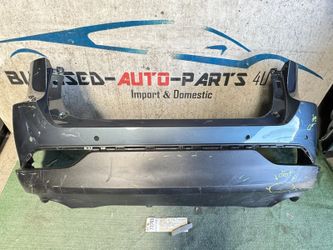 w/ding 2021 - 2023 - 2024 TOYOTA VENZA REAR BUMPER COVER OEM AY73769 w/sensorholes
