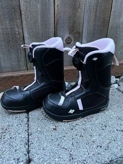 Snowboard boots size 2 for kids