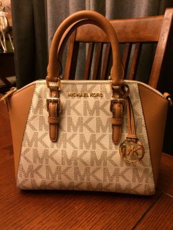 Bolsa michael kors en muy buenas condiciones