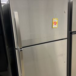 GE Top Freezer Refrigerator 