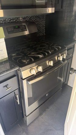 GE stove