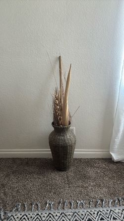 MOVING SALE 🚚 Decorative Floor Vase with Branches