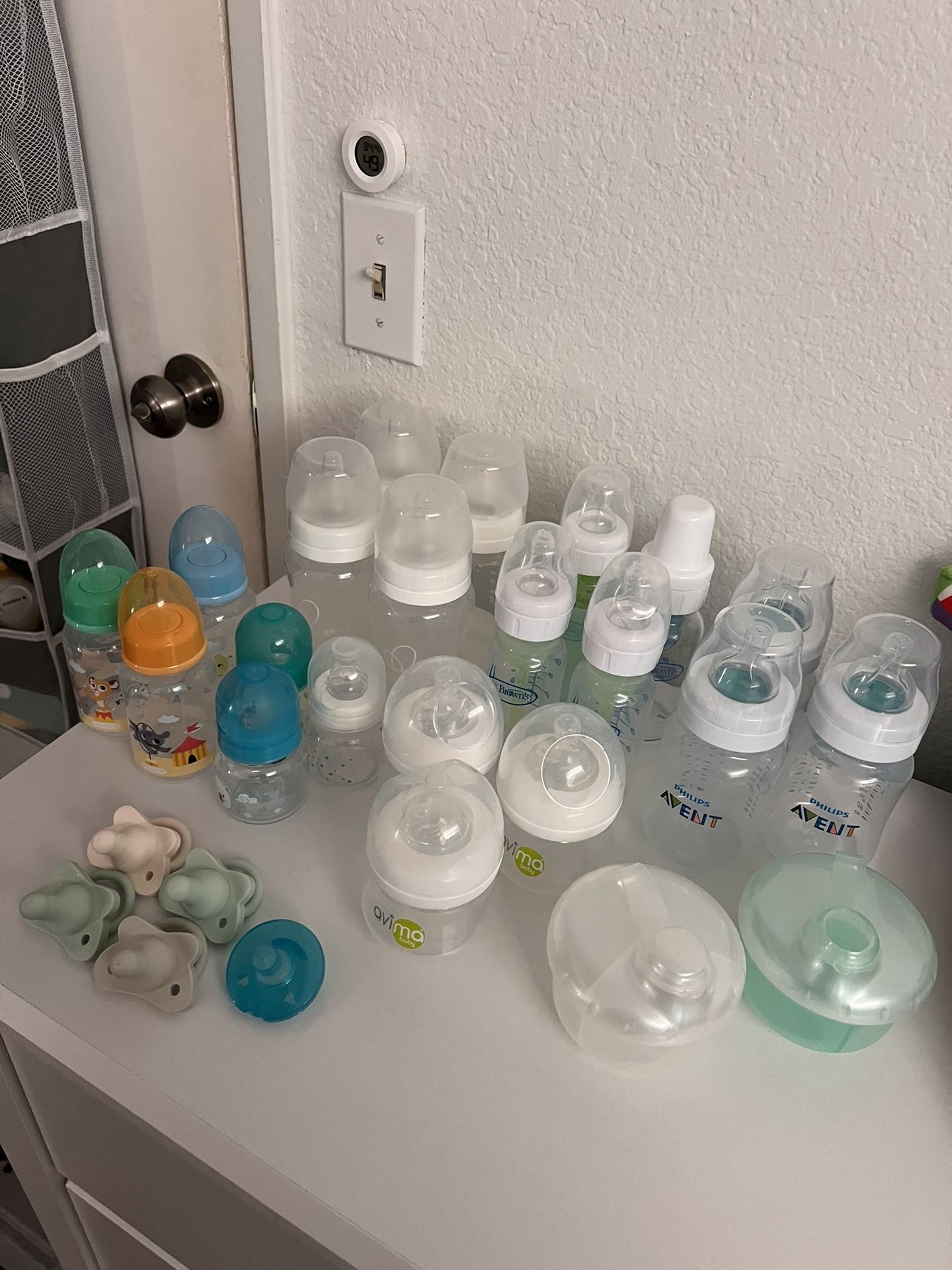 Baby Bottles & Pacifiers
