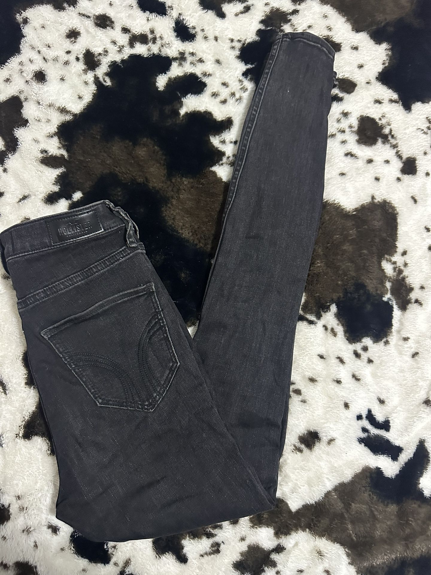 WOMEN HOLLISTER JEANS