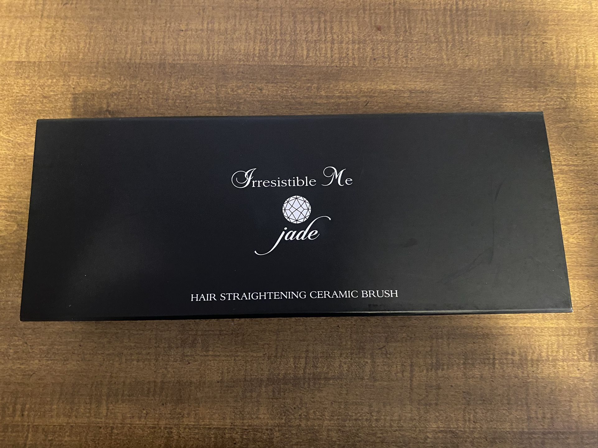 Irresistible me Hair straightening Ceramic Brush 