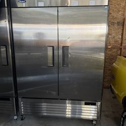 2 doors Freezer