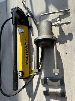 Enerpac 10,000 PSI Hydraulic Flange Spreader + P-391 Hand Pump