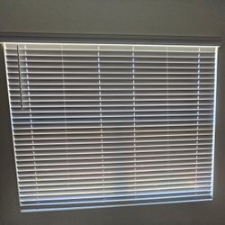 5 Cordless Faux Wood Blinds