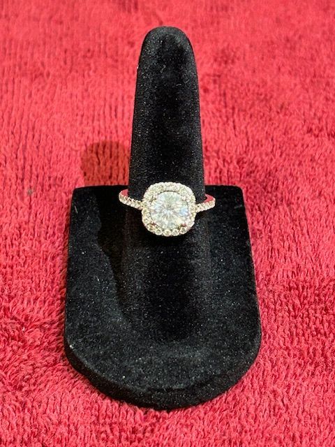 14K White Gold EGI Round Diamond Halo Wedding Engagement Ring 2.50ct