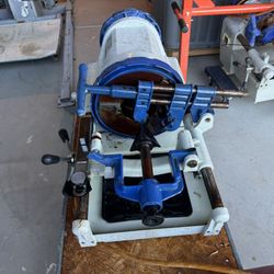 Pipe Threading Machine Works Great 