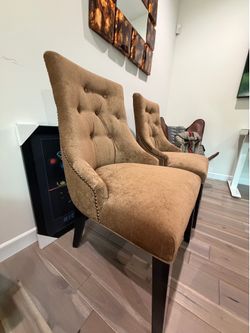 INDOOR DINING CHAIR SEATING SET OF 2 (tufted upholstered dining chairs with button tufting)