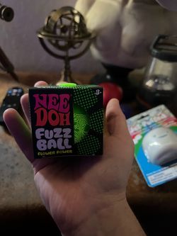 Nee Doh Fuzz Ball Flower Power GREEN RARE