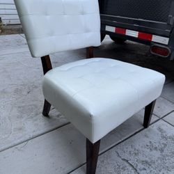 Modern Accent Chair