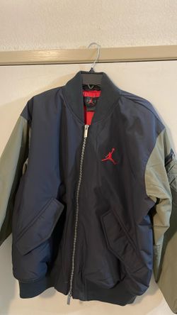 NWT Nike Jordan Jacket Large. No Deliveries 